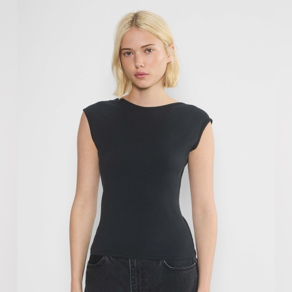 tna backless hold it times tee